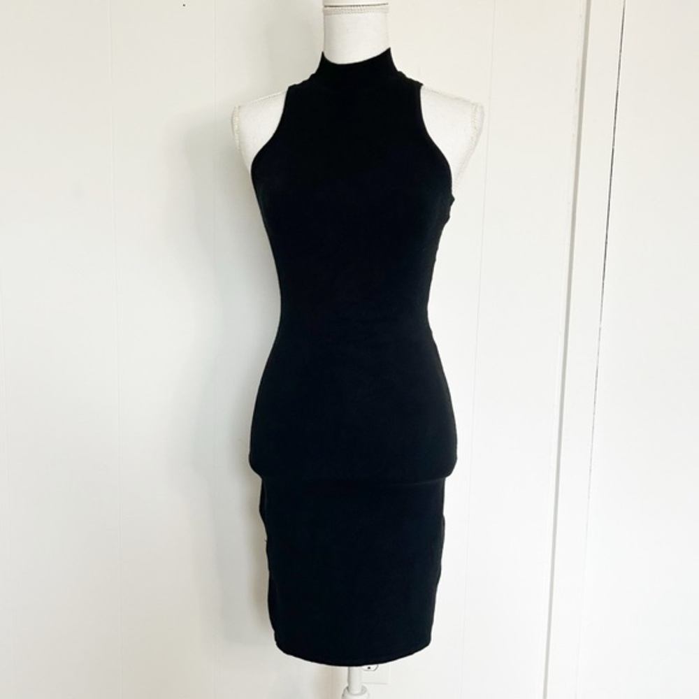 Ali‎ & Jay Los Angeles Black Keyhole Back Sleeveless Sweater Dress Size XS